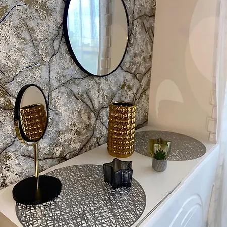 Mieszkanie Na Doby Centrum Miasta Blisko Plaza Apartment *